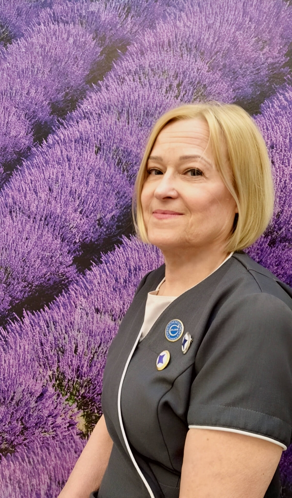 erikoiskosmetologi-tuula-kastinen-kuva.pg